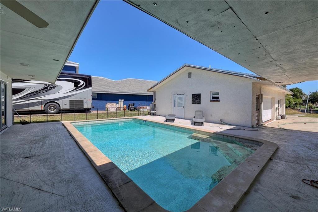 1888 Coral Cir, North Fort Myers, FL 33903 Photo