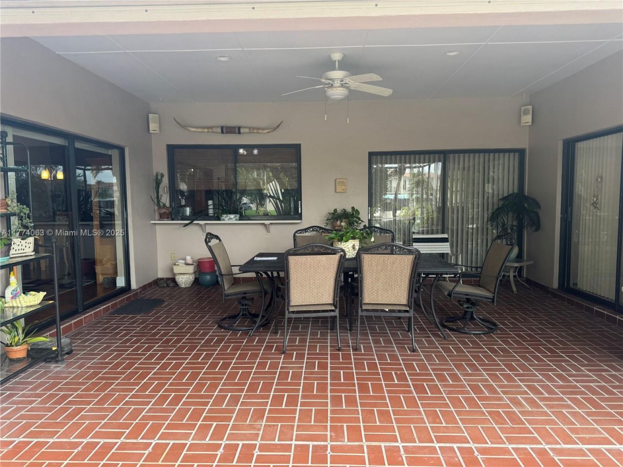 14679 Glencairn Rd, Miami Lakes, FL 33016 Photo