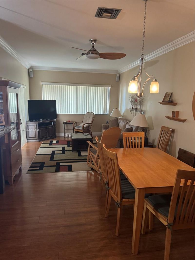 14679 Glencairn Rd, Miami Lakes, FL 33016 Photo