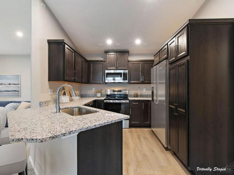 300 Parkview Lane, Unit 90300, Miami Twp, OH 45150 Photo 2