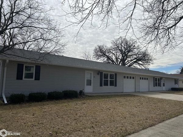200 210 S Washington, Eagle Grove, IA 50533