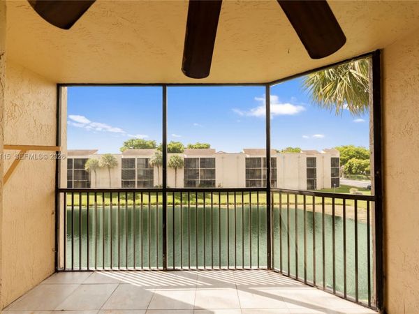 3199 Foxcroft Rd, Unit 311, Miramar, FL 33025