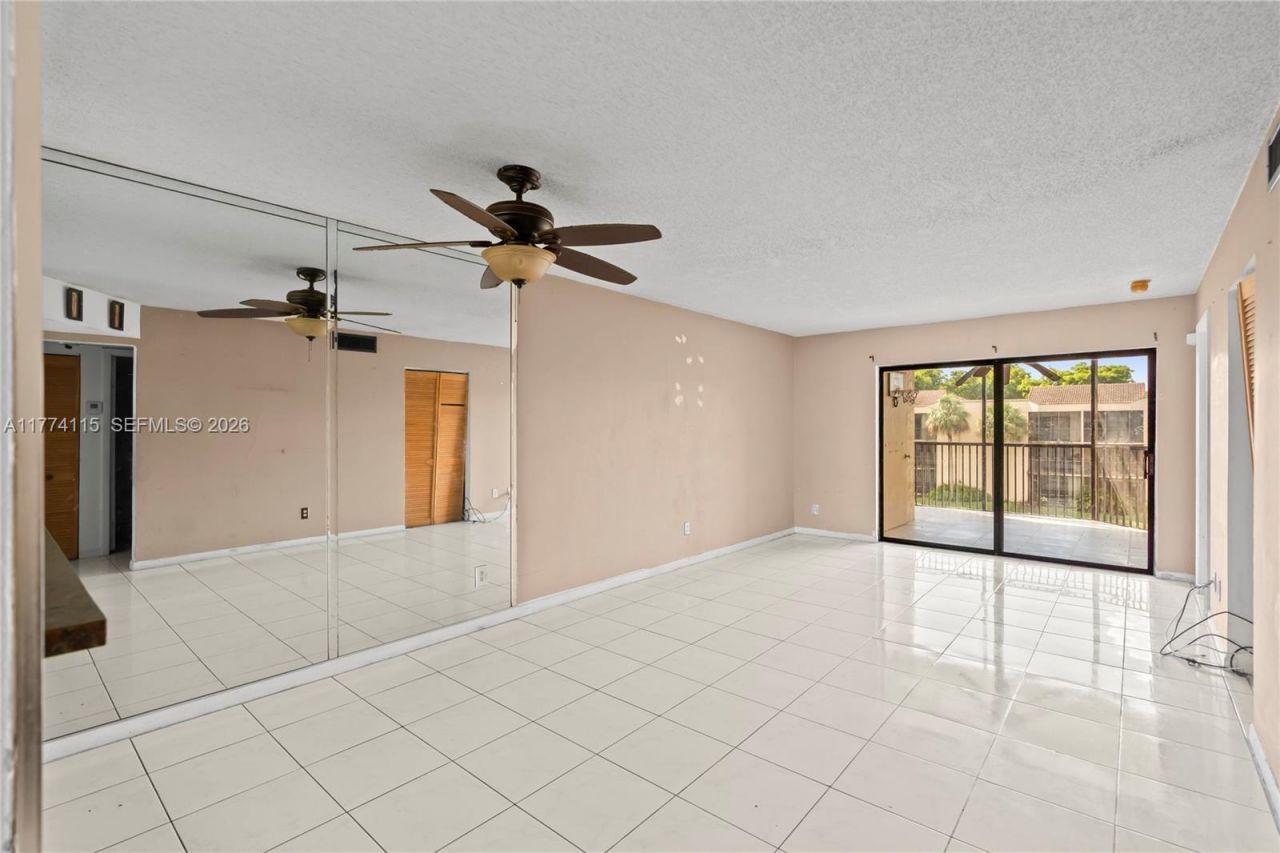 3199 Foxcroft Rd, Unit 311, Miramar, FL 33025 Photo