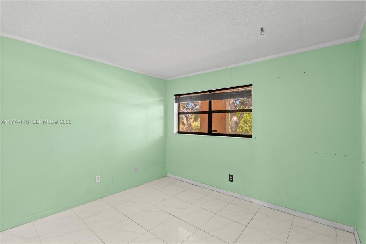 3199 Foxcroft Rd, Unit 311, Miramar, FL 33025 Photo