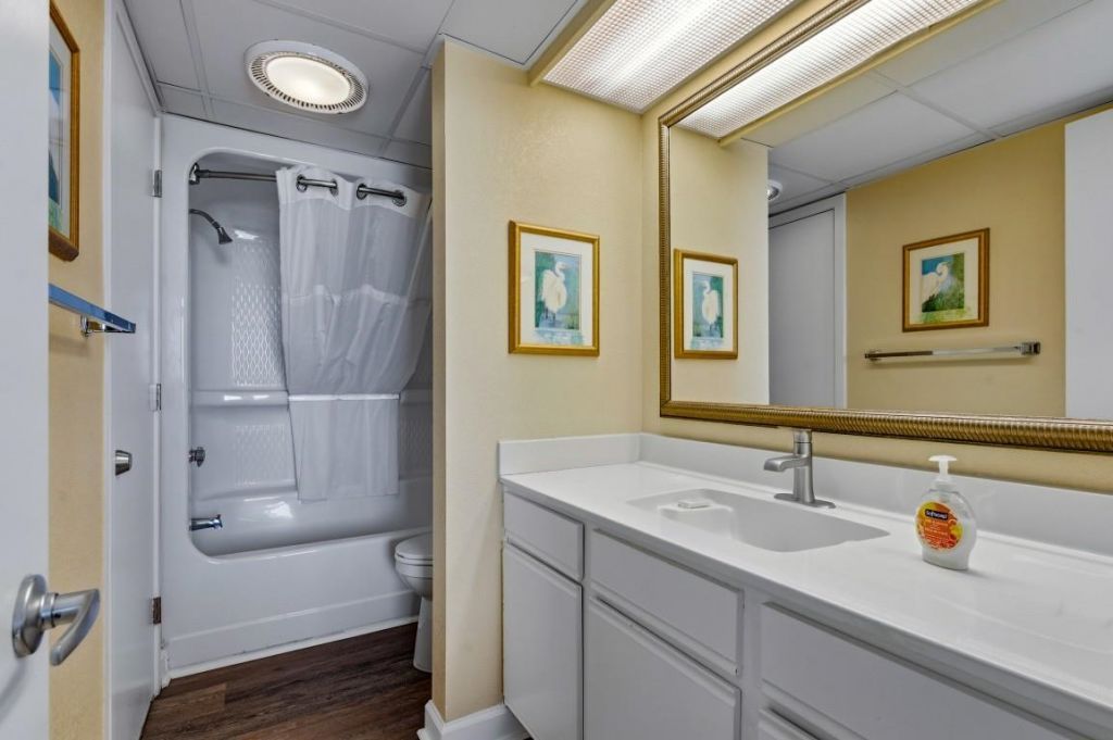 161 Seawatch Dr. Photo 15