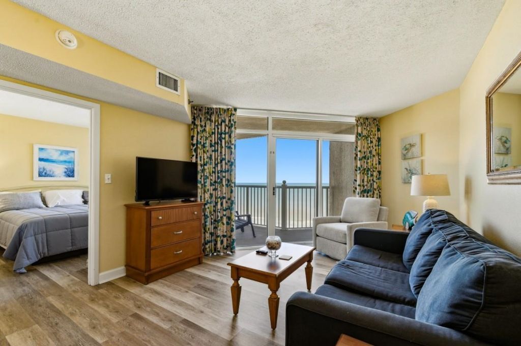 161 Seawatch Dr. Photo 9