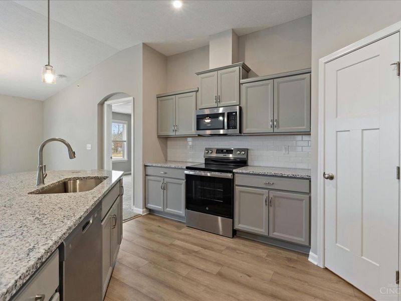 301 Parkview Lane, Unit 90301, Miami Twp, OH 45150 Photo 10