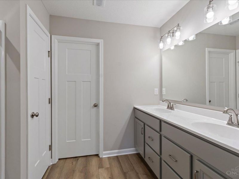 301 Parkview Lane, Unit 90301, Miami Twp, OH 45150 Photo 19