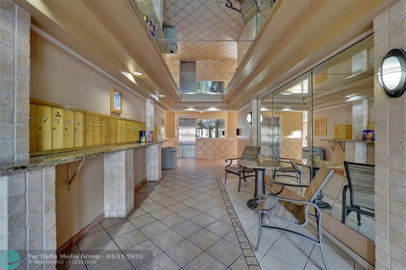 4060 N Hills Drive, Unit 32, Hollywood, FL 33021 Photo