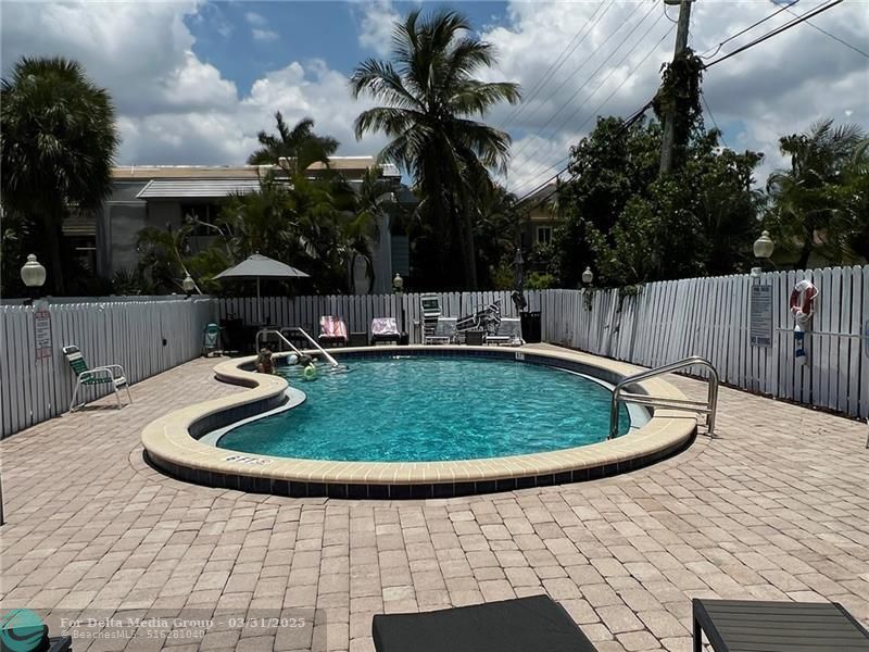 2555 NE 11th Street, Unit 703, Fort Lauderdale, FL 33304 Photo