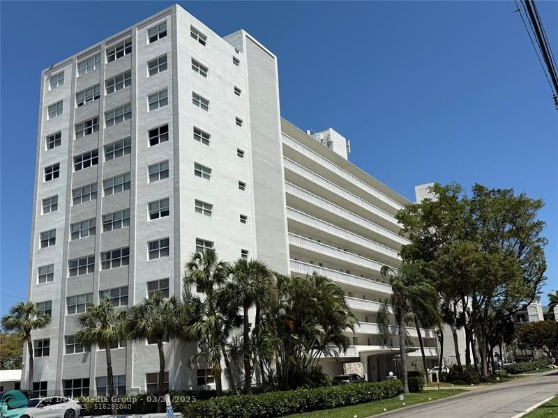 2555 NE 11th Street, Unit 703, Fort Lauderdale, FL 33304 Photo