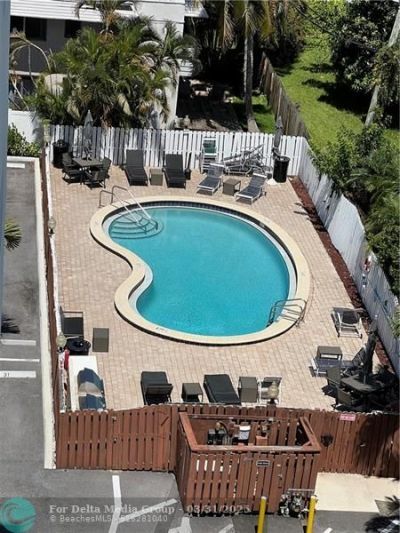 2555 NE 11th Street, Unit 703, Fort Lauderdale, FL 33304 Photo