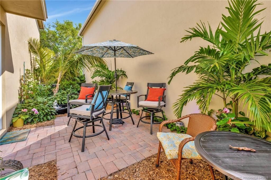 2380 SE Union Park Drive, Port Saint Lucie, FL 34952 Photo