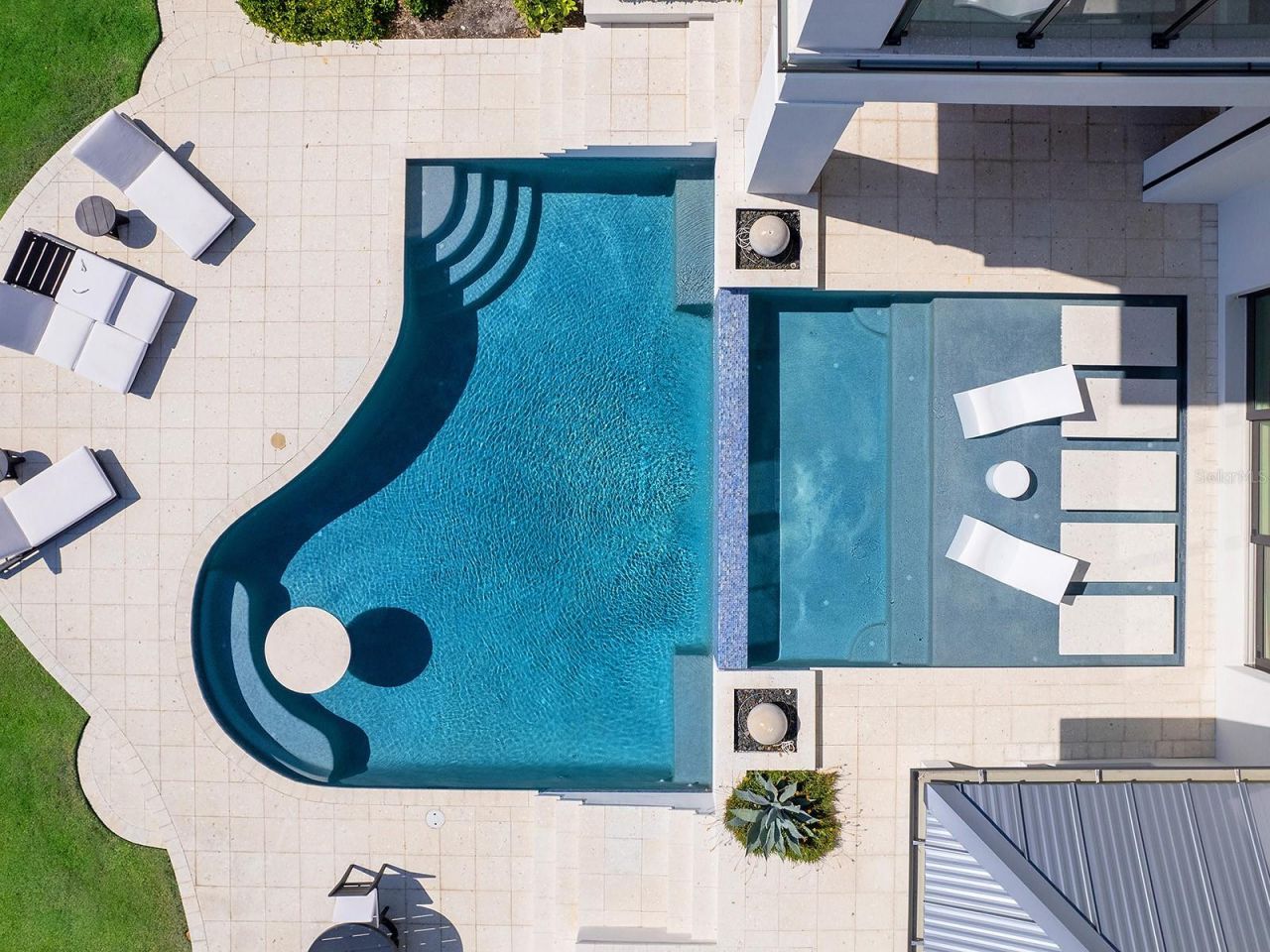 424 Bowdoin Circle, Sarasota, FL 34236 Photo