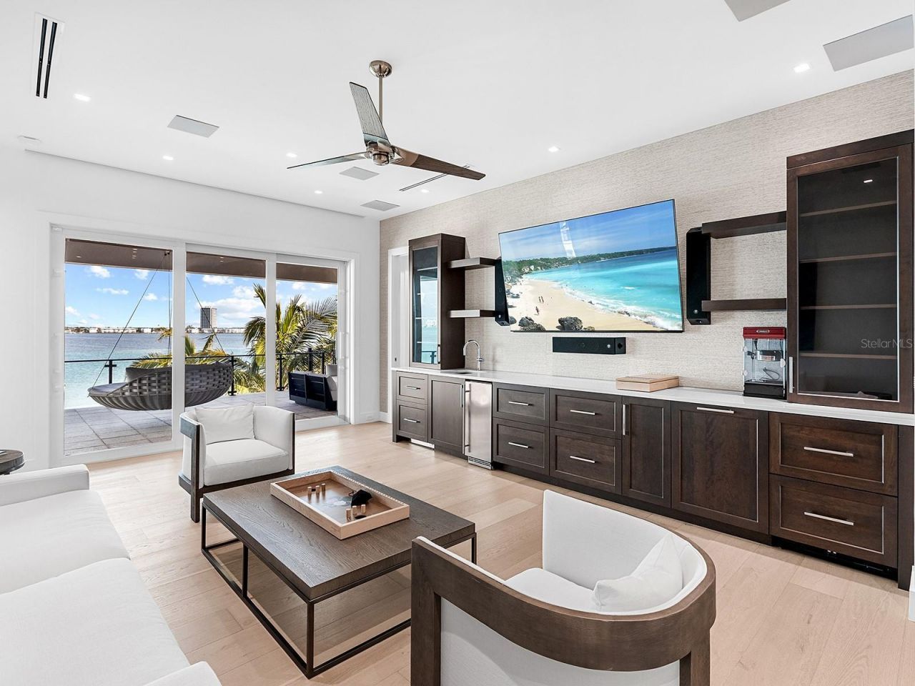 424 Bowdoin Circle, Sarasota, FL 34236 Photo