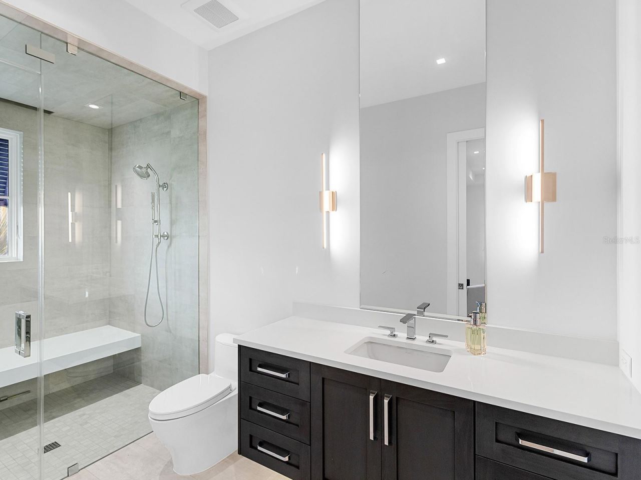 424 Bowdoin Circle, Sarasota, FL 34236 Photo