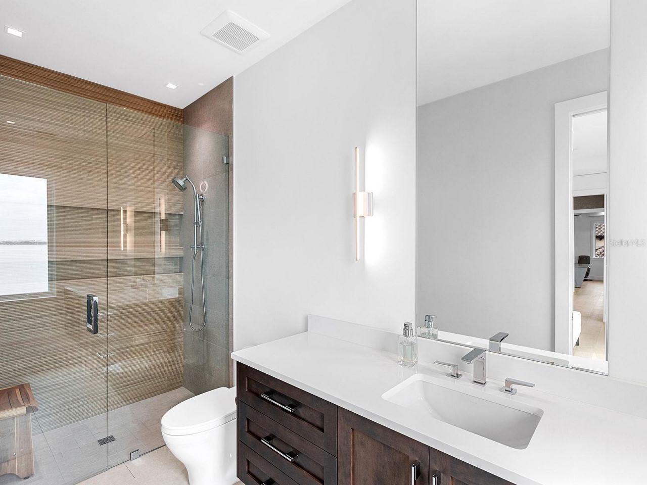 424 Bowdoin Circle, Sarasota, FL 34236 Photo