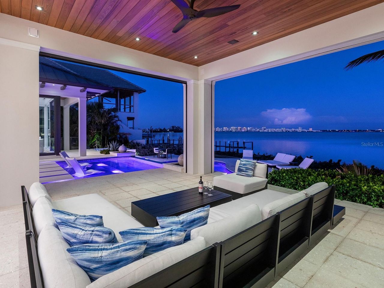 424 Bowdoin Circle, Sarasota, FL 34236 Photo