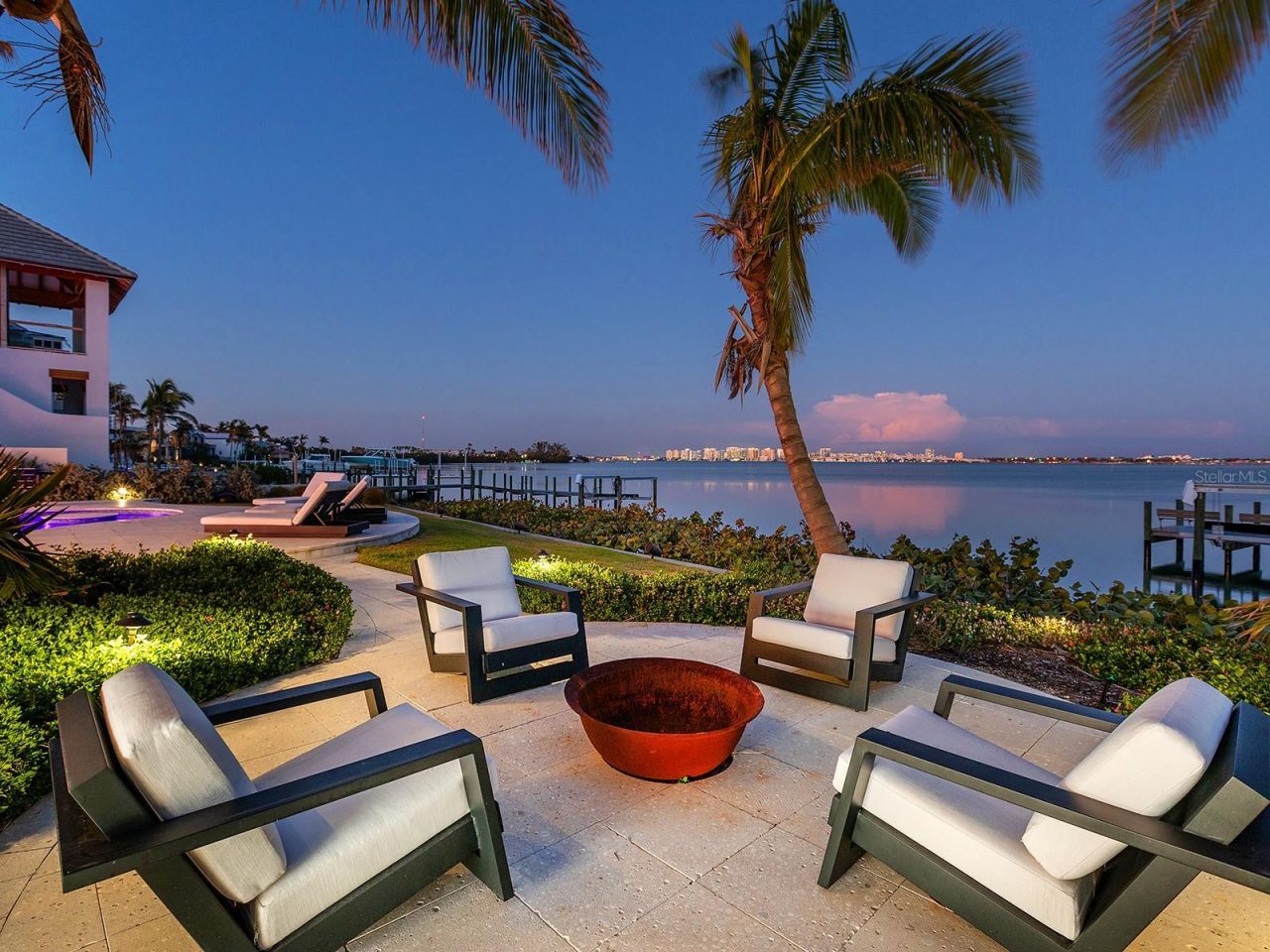 424 Bowdoin Circle, Sarasota, FL 34236 Photo