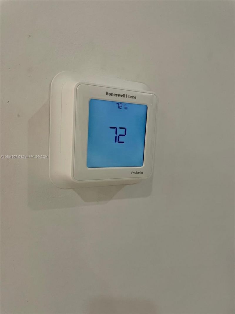 1201 Marseille Dr, Unit 17, Miami Beach, FL 33141 Photo