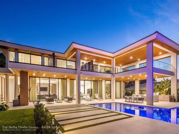 2421 Barcelona Dr, Fort Lauderdale, FL 33301