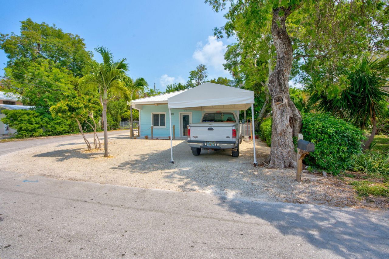 101 Poinsetta Drive, Key Largo, FL 33037 Photo