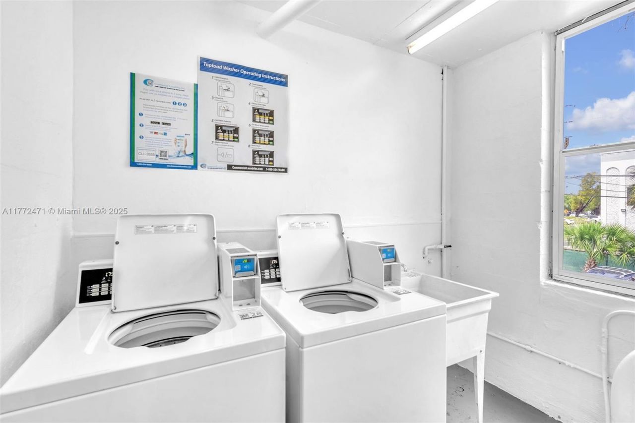 4898 NW 29th Court, Unit 201, Lauderdale Lakes, FL 33313 Photo