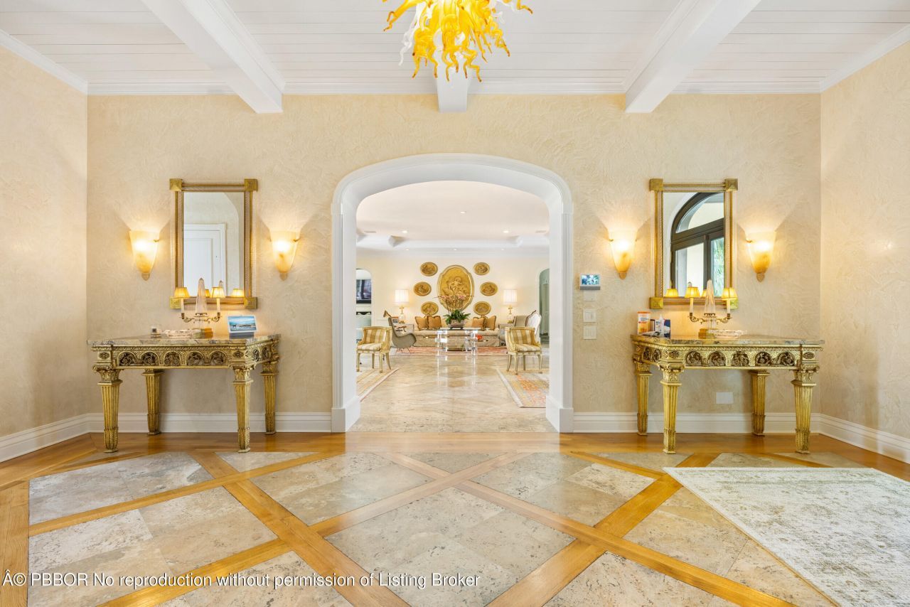 226 Via Las Brisas, Palm Beach, FL 33480 Photo