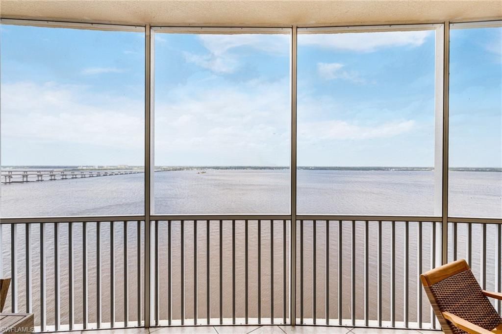 2745 1st St, Unit 1402, Fort Myers, FL 33916 Photo