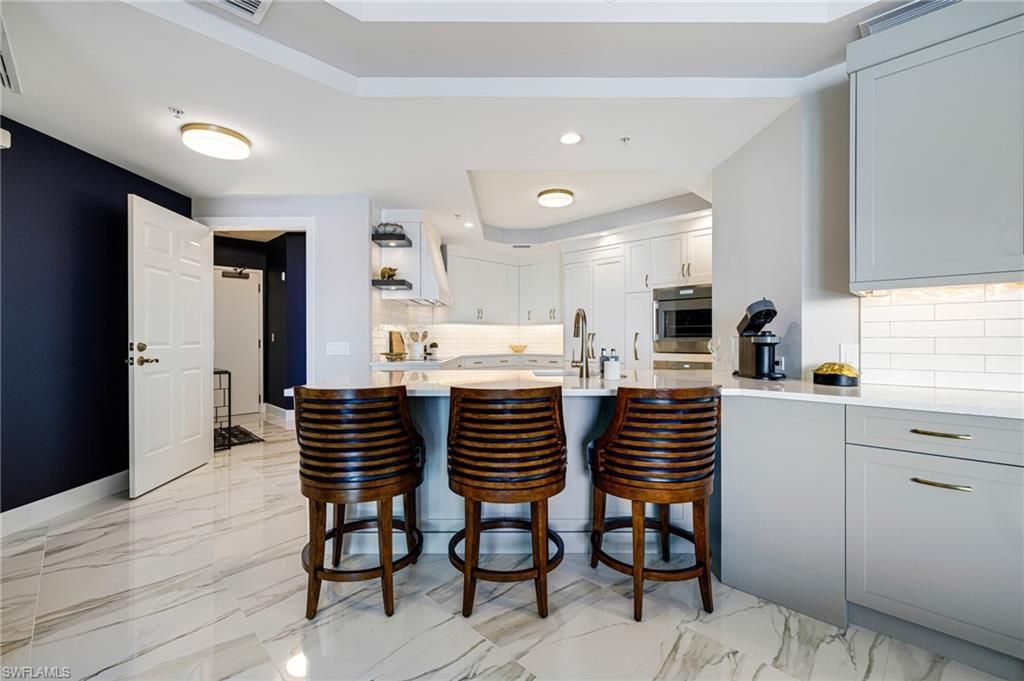 2745 1st St, Unit 1402, Fort Myers, FL 33916 Photo