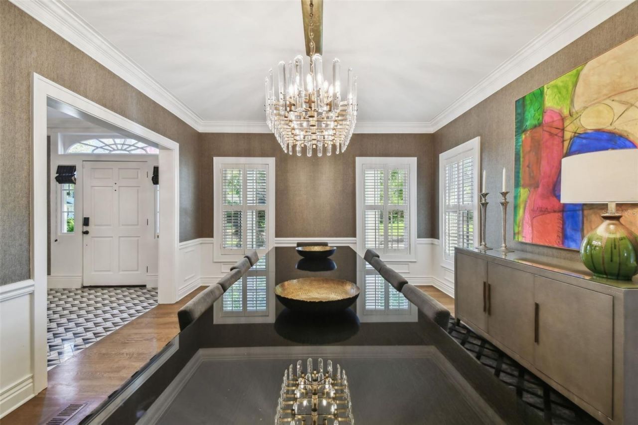 3313 W Mullen Avenue, Tampa, FL 33609 Photo