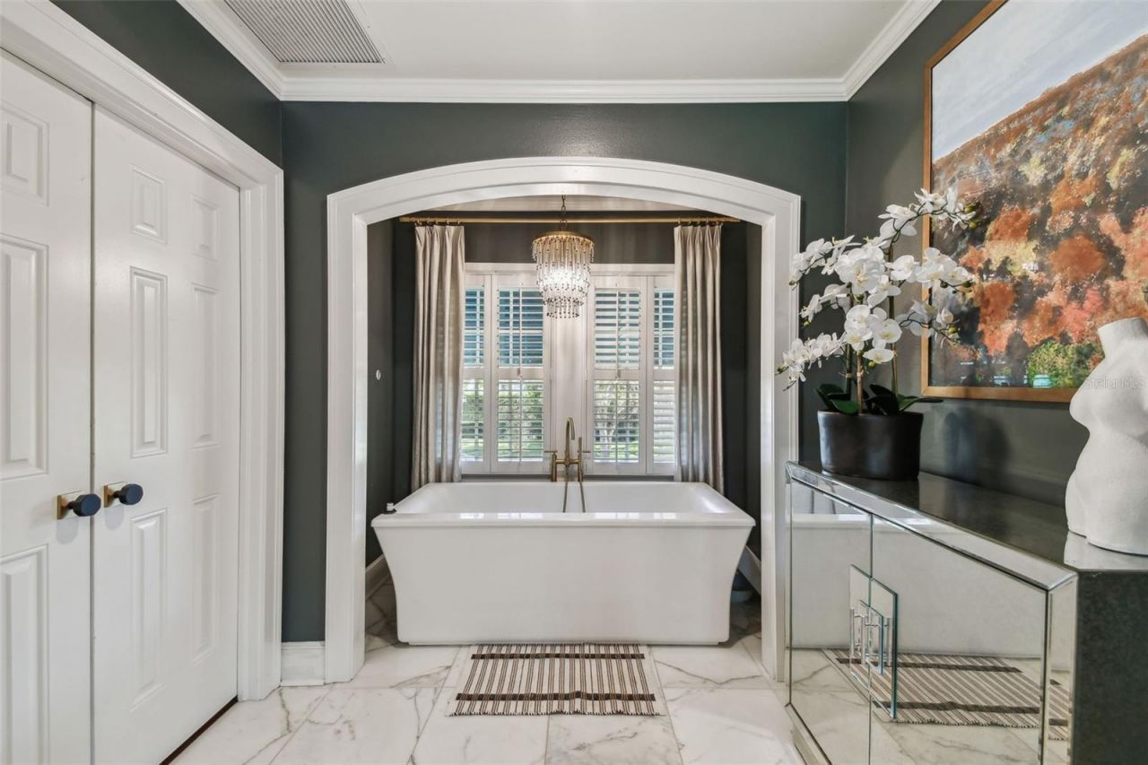 3313 W Mullen Avenue, Tampa, FL 33609 Photo