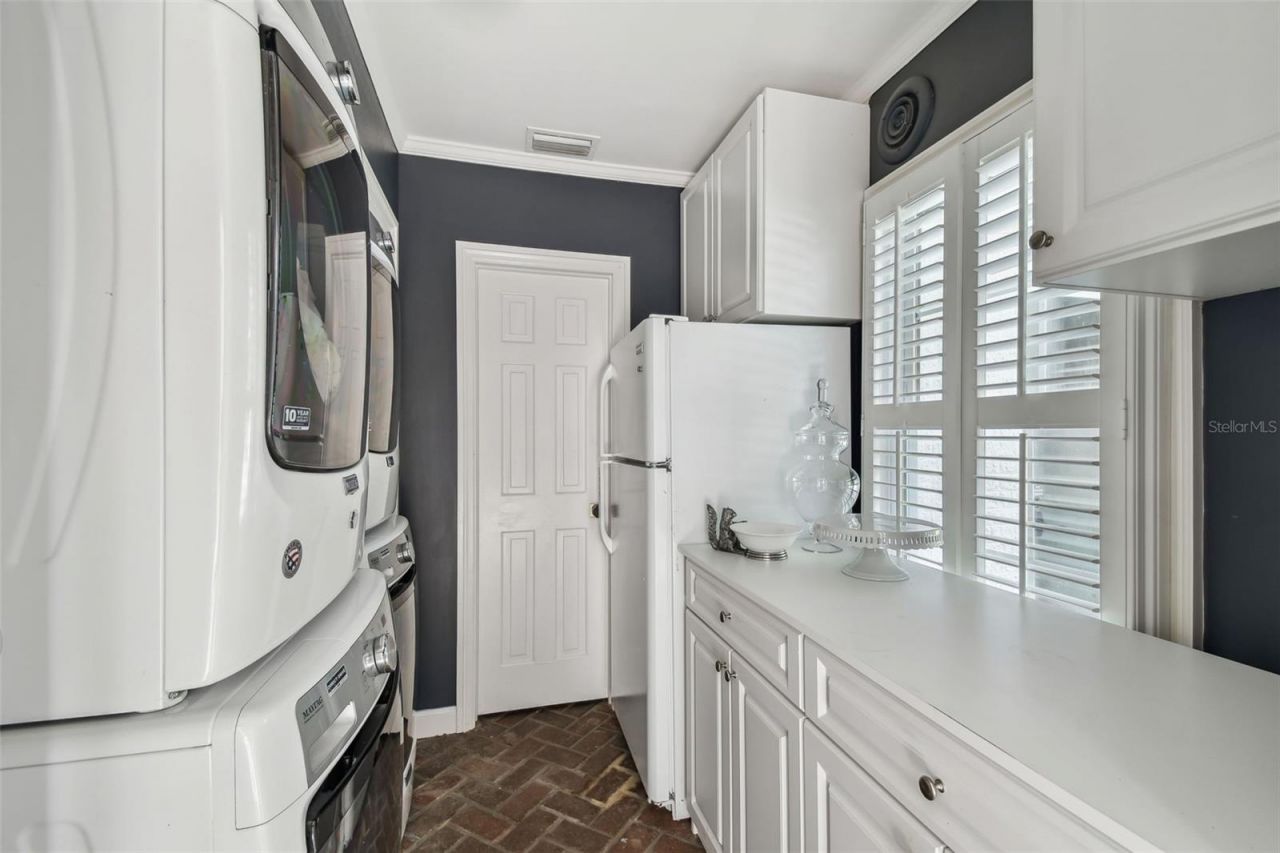 3313 W Mullen Avenue, Tampa, FL 33609 Photo