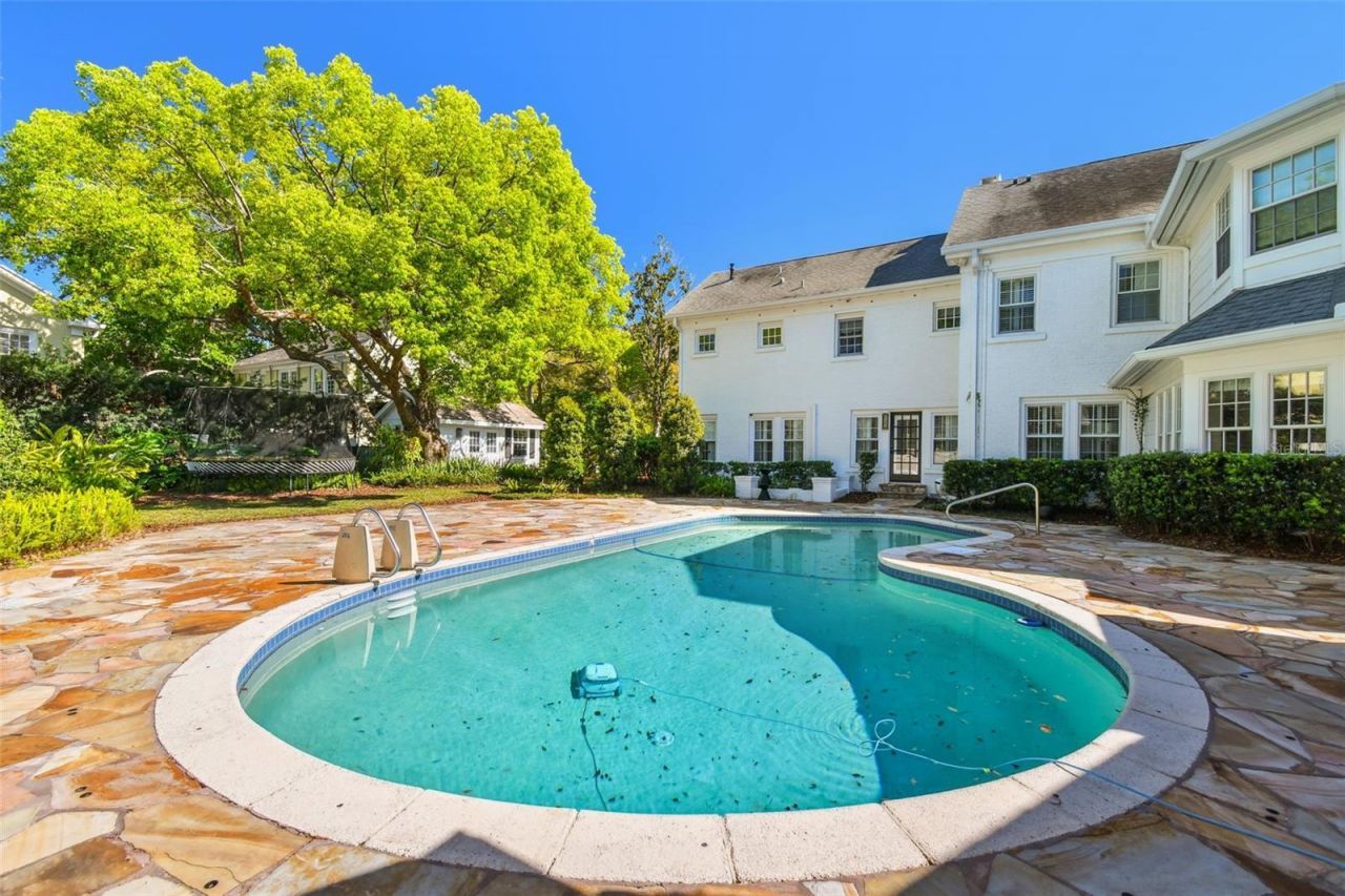 3313 W Mullen Avenue, Tampa, FL 33609 Photo