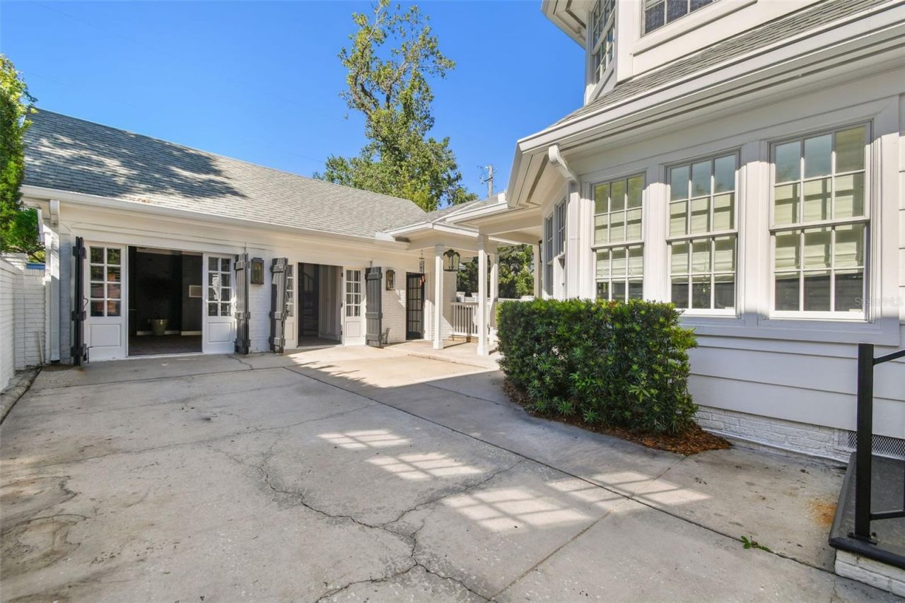 3313 W Mullen Avenue, Tampa, FL 33609 Photo