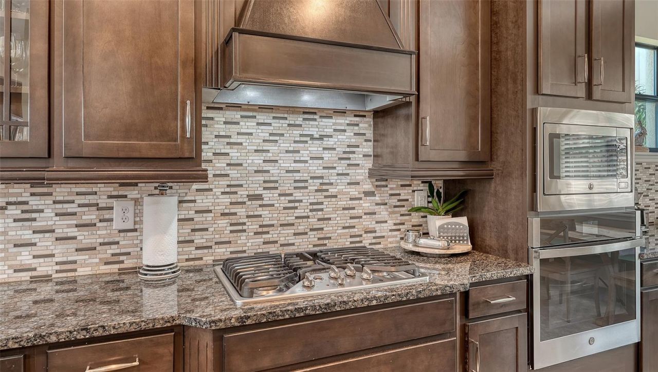 5723 Title Row Drive, Bradenton, FL 34210 Photo