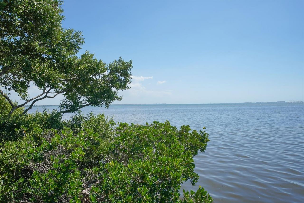 5723 Title Row Drive, Bradenton, FL 34210 Photo