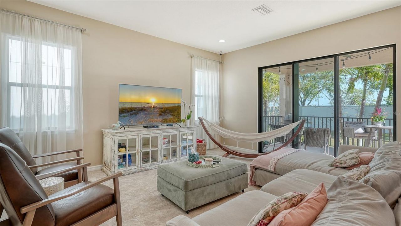 5723 Title Row Drive, Bradenton, FL 34210 Photo