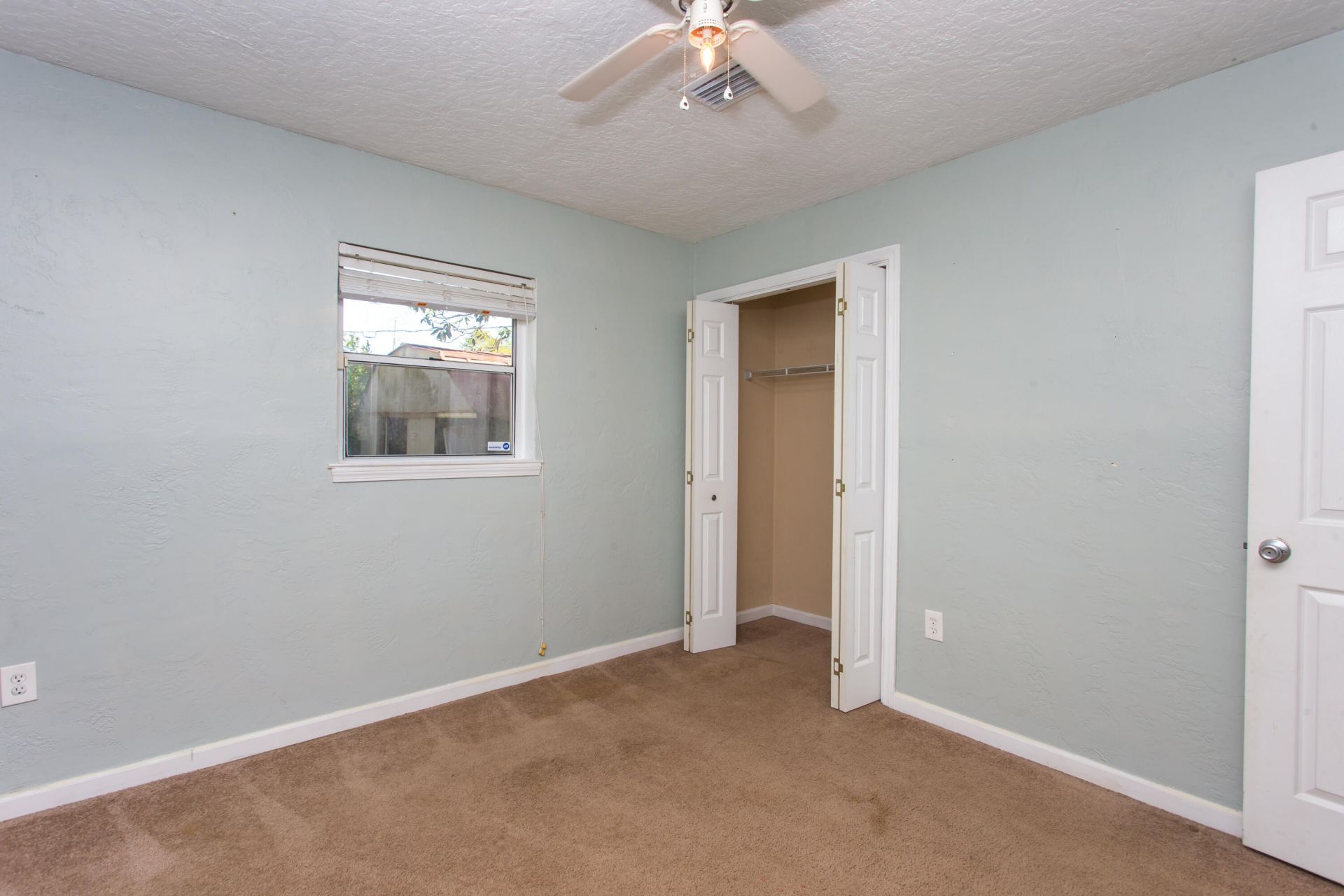 607 Hollywood Boulevard E, Mary Esther, FL 32569 Photo