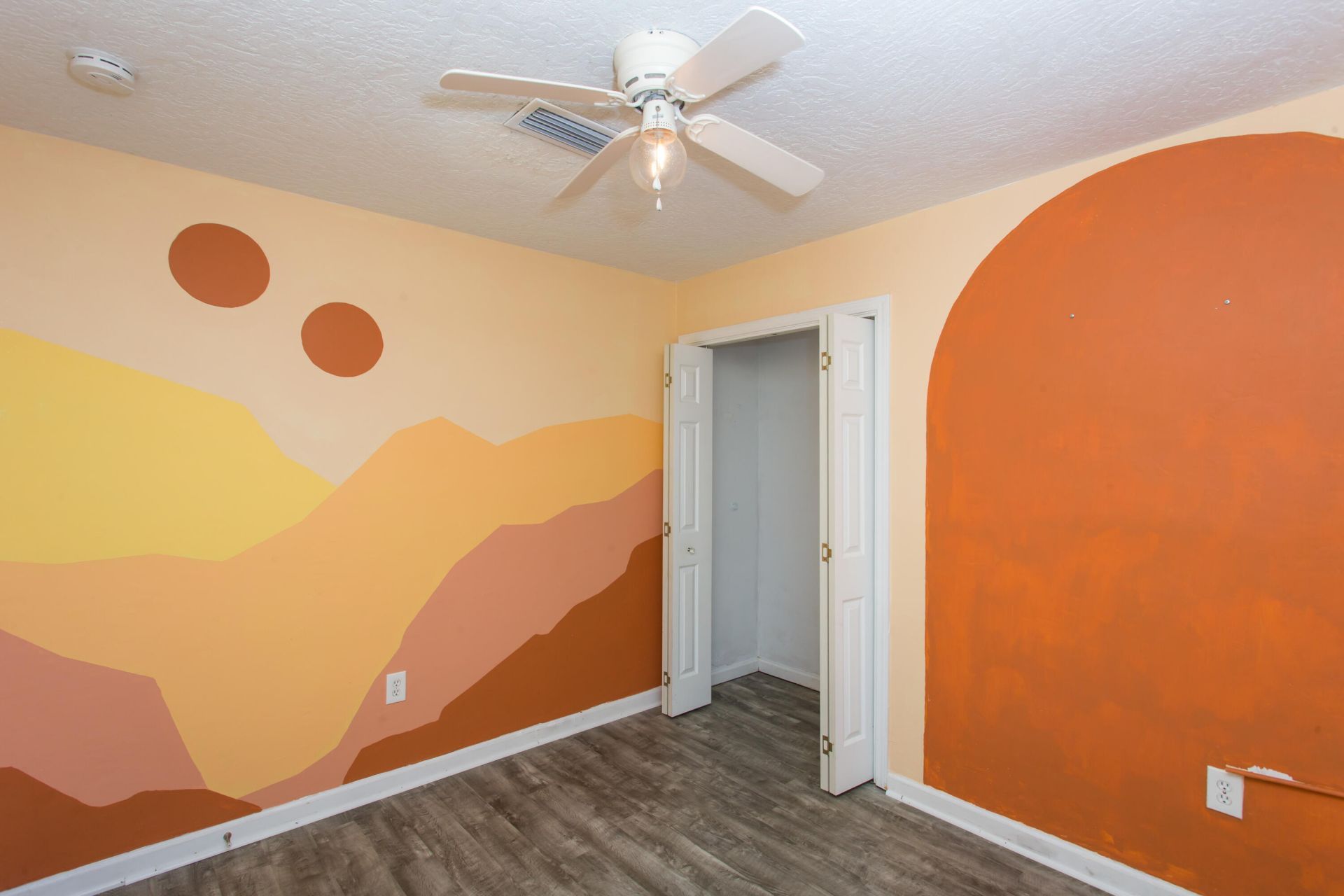 607 Hollywood Boulevard E, Mary Esther, FL 32569 Photo