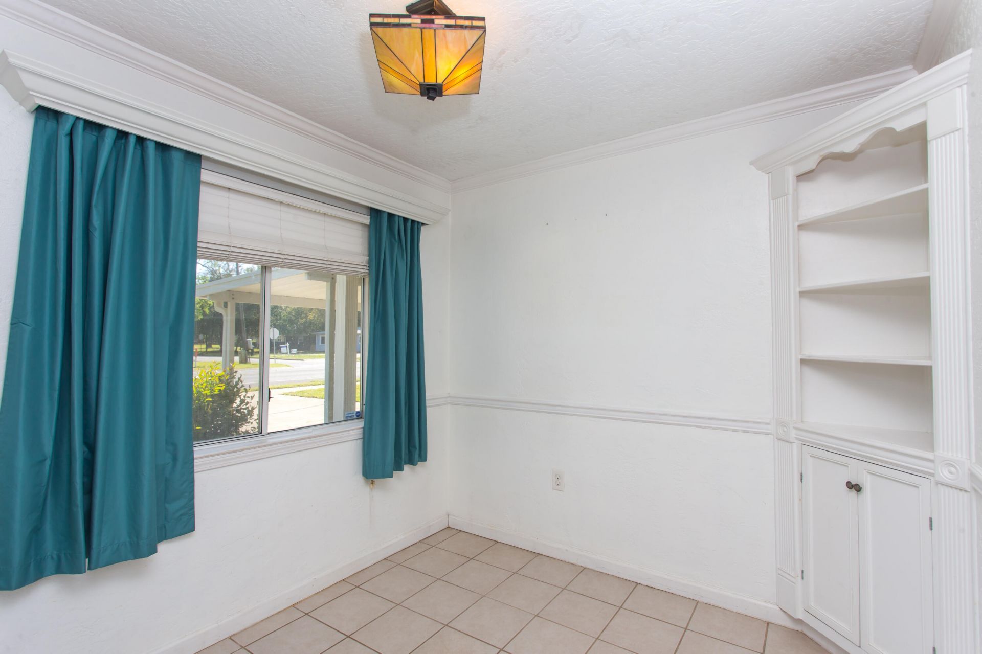 607 Hollywood Boulevard E, Mary Esther, FL 32569 Photo