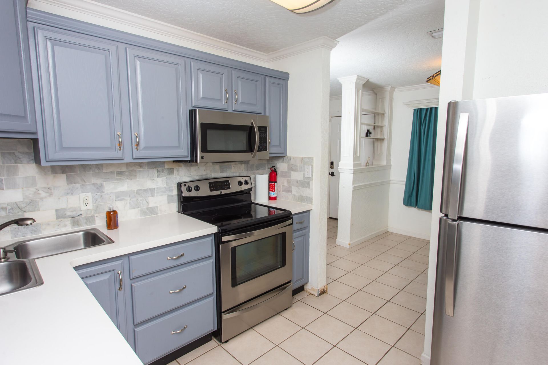 607 Hollywood Boulevard E, Mary Esther, FL 32569 Photo