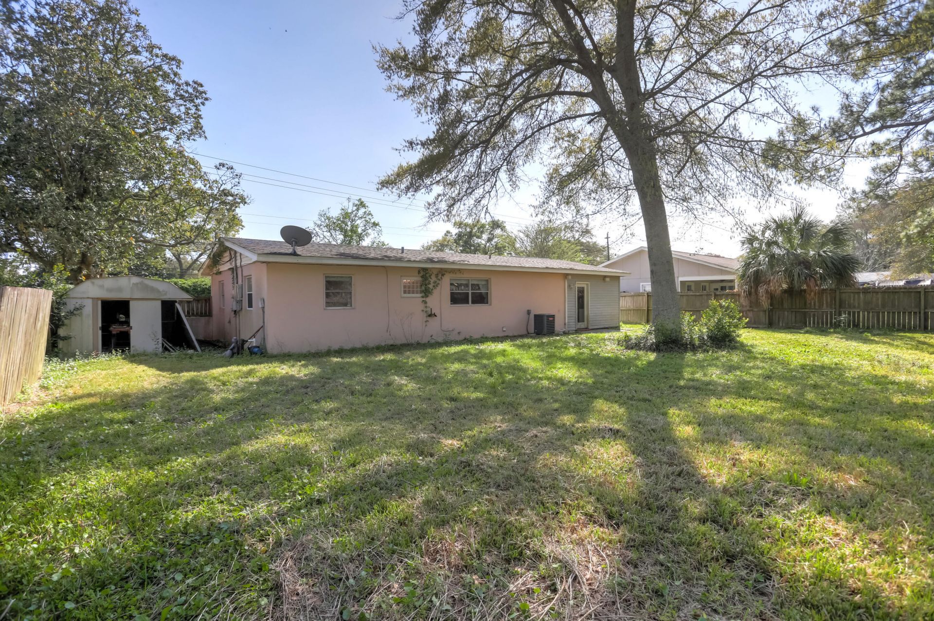 607 Hollywood Boulevard E, Mary Esther, FL 32569 Photo