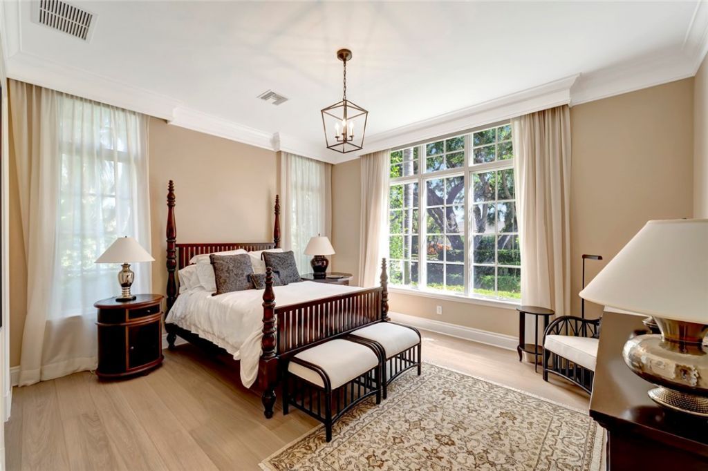 707 Grove Place, Vero Beach, FL 32963 Photo