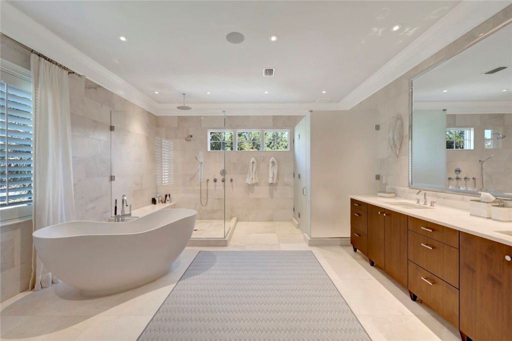 707 Grove Place, Vero Beach, FL 32963 Photo