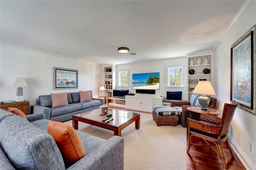 707 Grove Place, Vero Beach, FL 32963 Photo