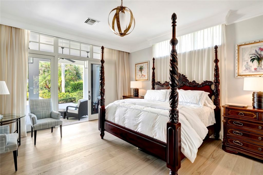 707 Grove Place, Vero Beach, FL 32963 Photo