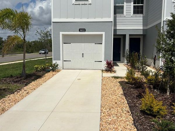 14111 CRIMSON AVENUE, BRADENTON, FL 34211