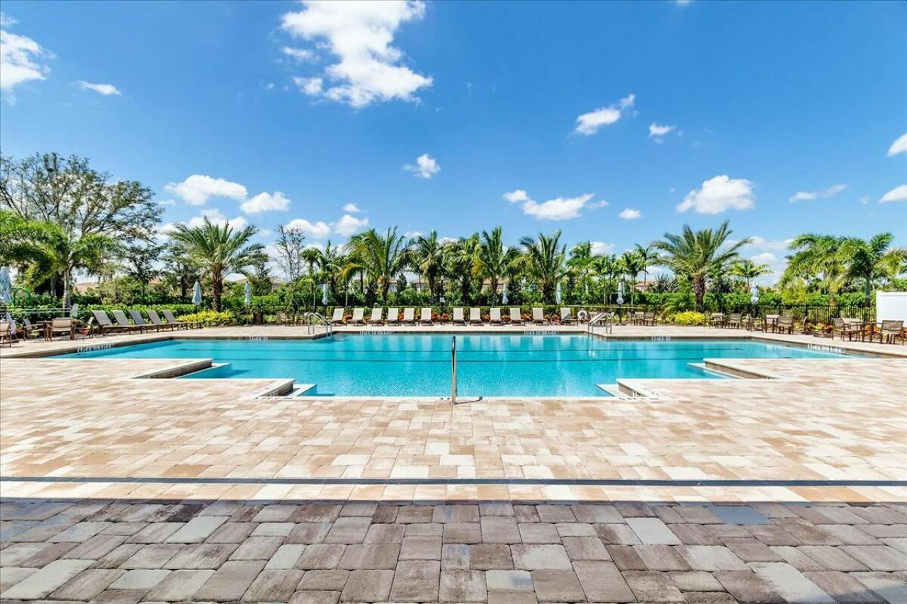 4801 Chantilly Road, Lake Worth, FL 33467 Photo