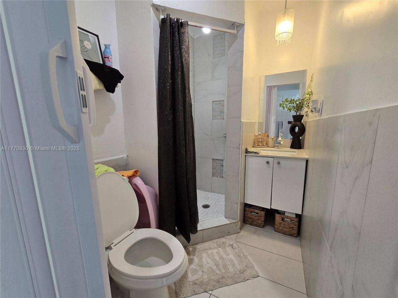 1011 NW 64th St, Miami, FL 33150 Photo